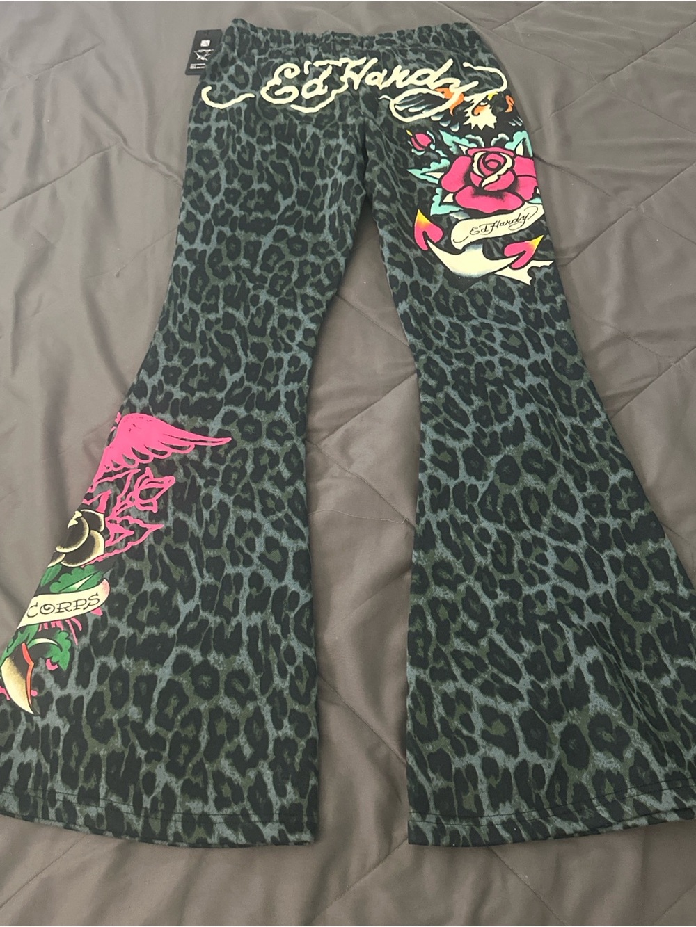 Ed Hardy women Green Leopard Flare Pants with Pink and Yellow Accents NWT small